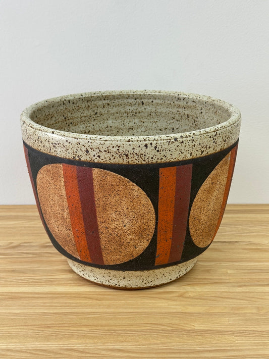 Kat and Roger - 11" Planter
